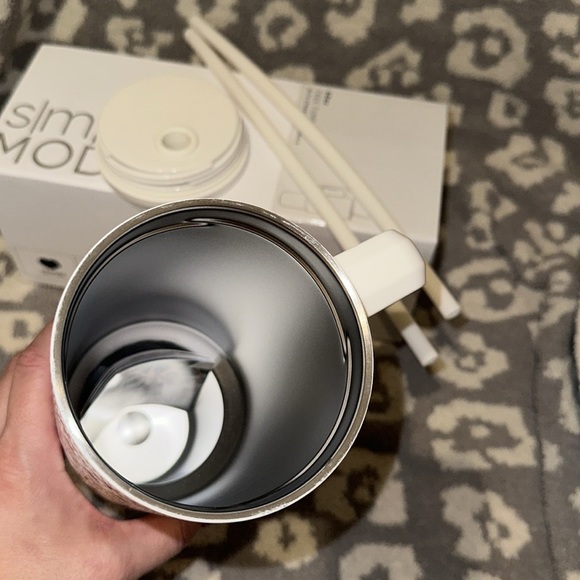 Simple Modern TREK 40oz Tumbler in Ugly Sweater Reindeer 😍 New 🆕 LAST ONE 🥰🥰 - Picture 8 of 17